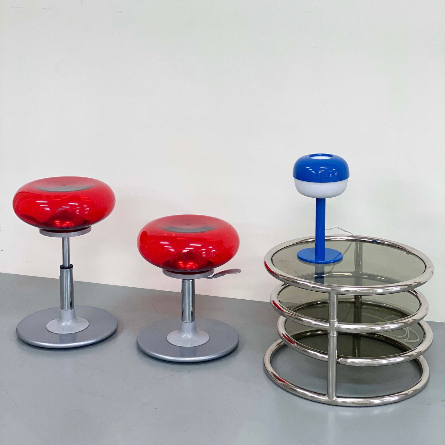 MAMBO STOOLS IN RED LUCITE BUBBLE SEATS BY DELIGHT ITALY